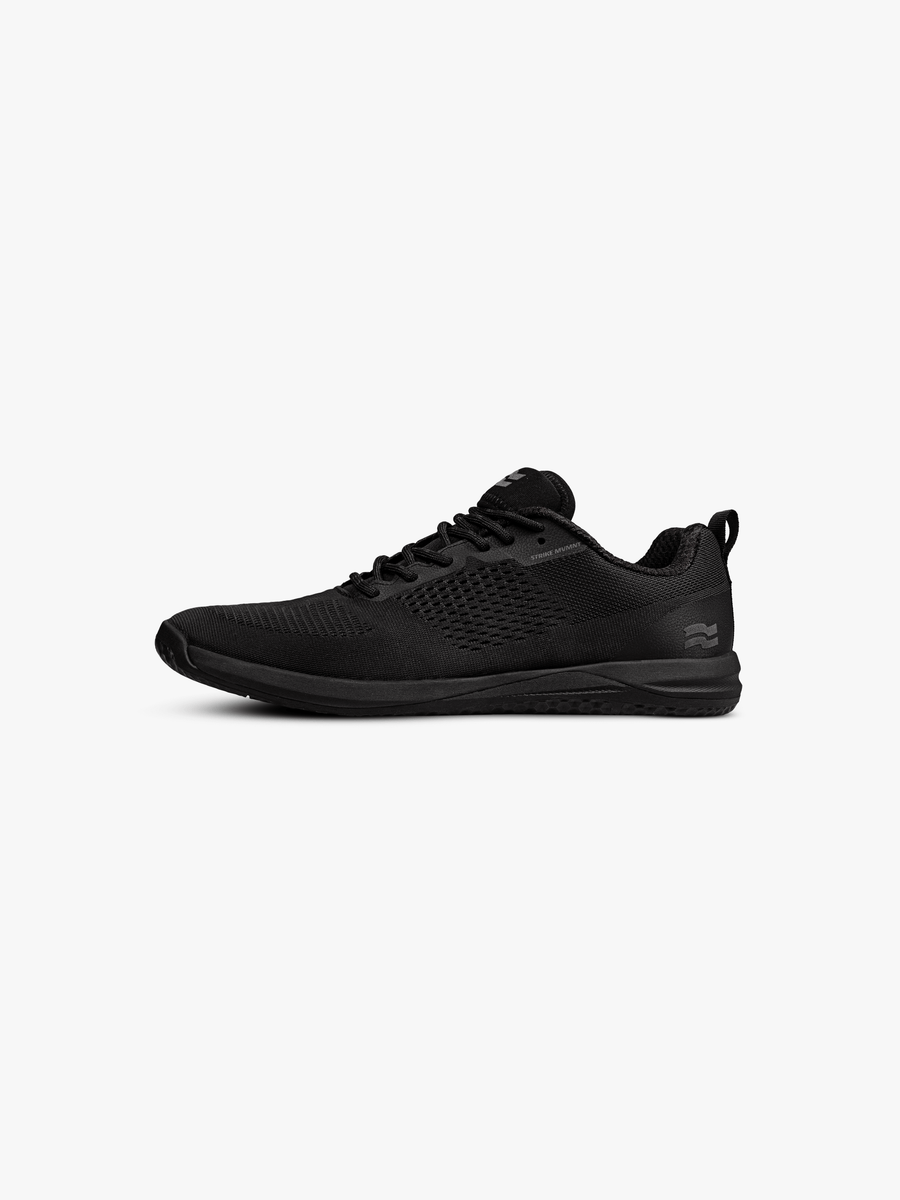 New balance shop blackout runners